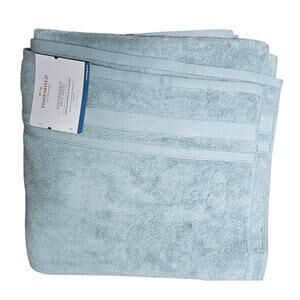 NWT Threshold Performance Bath Sheet 33 x 63 Aqua Blue Oeko-Tex  Brand New